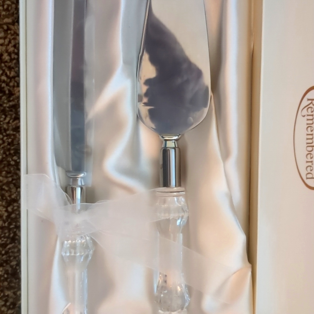 Engraved Wedding Cake Knife and Server Set